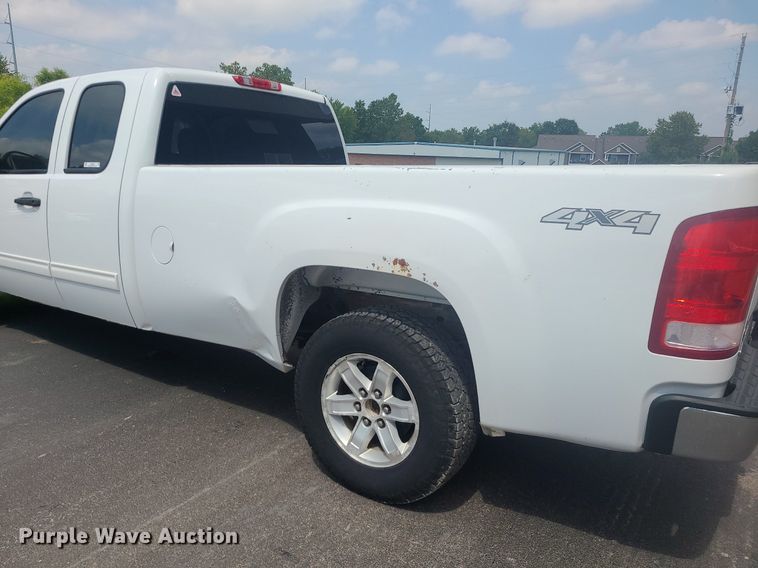 image for item JD9005 2012 GMC Sierra 1500 SLE  Ext. Cab pickup truck