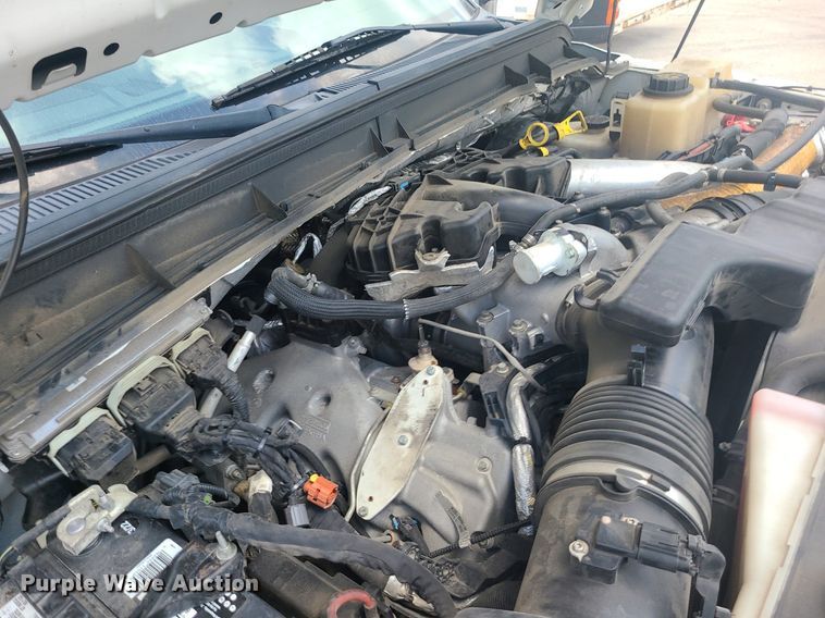 image for item JD9007 2012 Ford F350 Super Duty Lariat  Crew Cab pickup truck