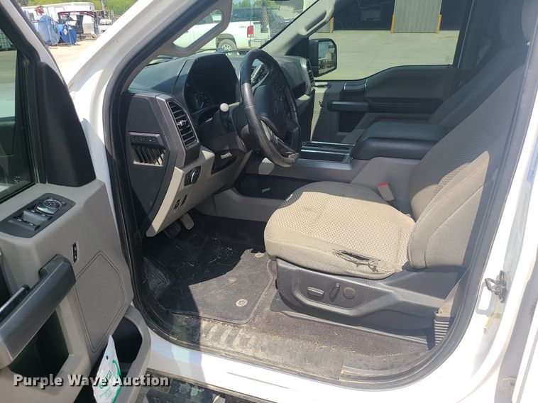 image for item JD9010 2019 Ford F150 XLT  SuperCrew pickup truck