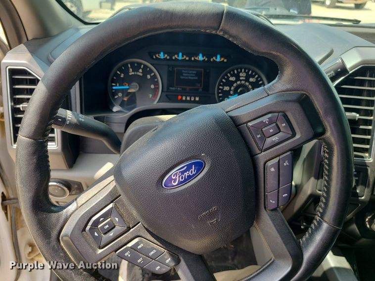 image for item JD9010 2019 Ford F150 XLT  SuperCrew pickup truck