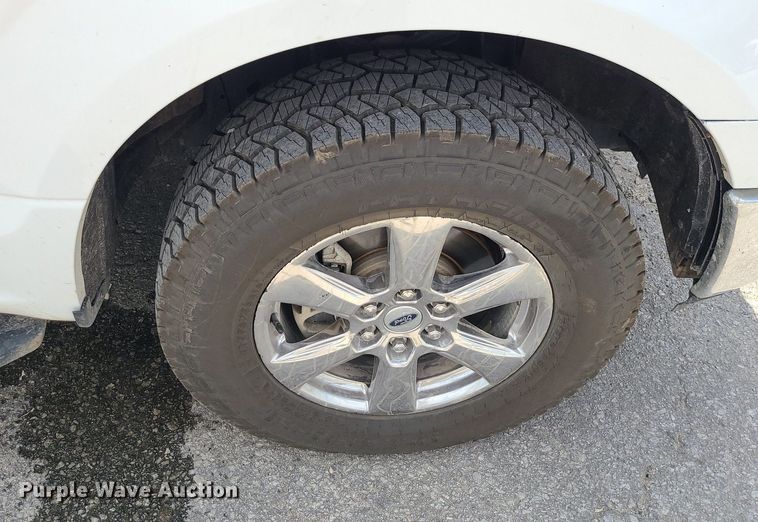 image for item JD9010 2019 Ford F150 XLT  SuperCrew pickup truck