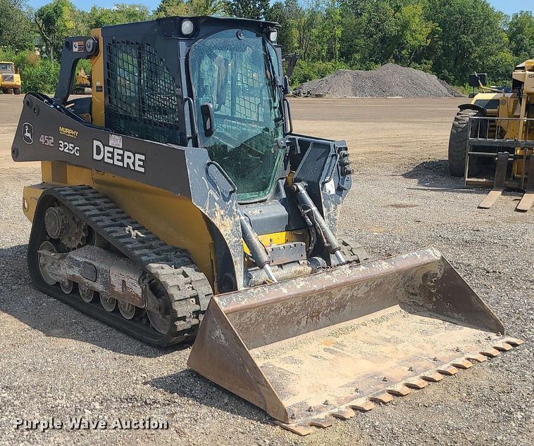 image for item JD9011 2019 John Deere 325G  tracked skid steer loader