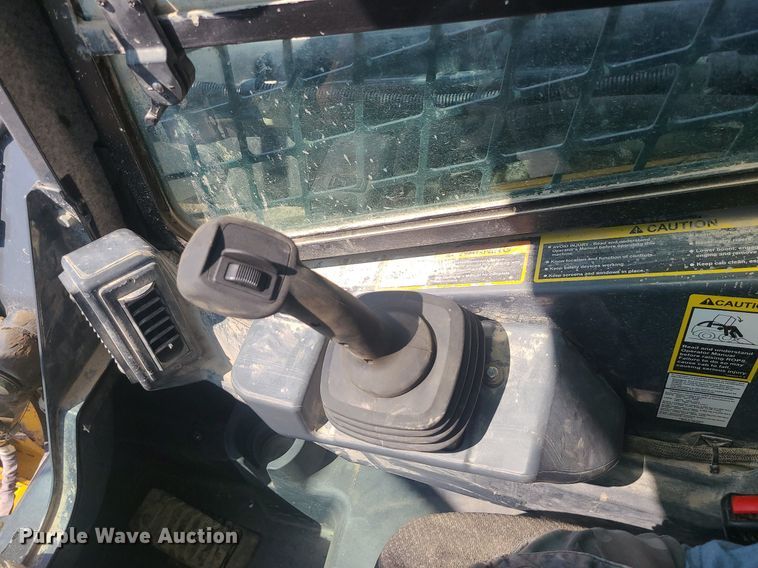 image for item JD9011 2019 John Deere 325G  tracked skid steer loader