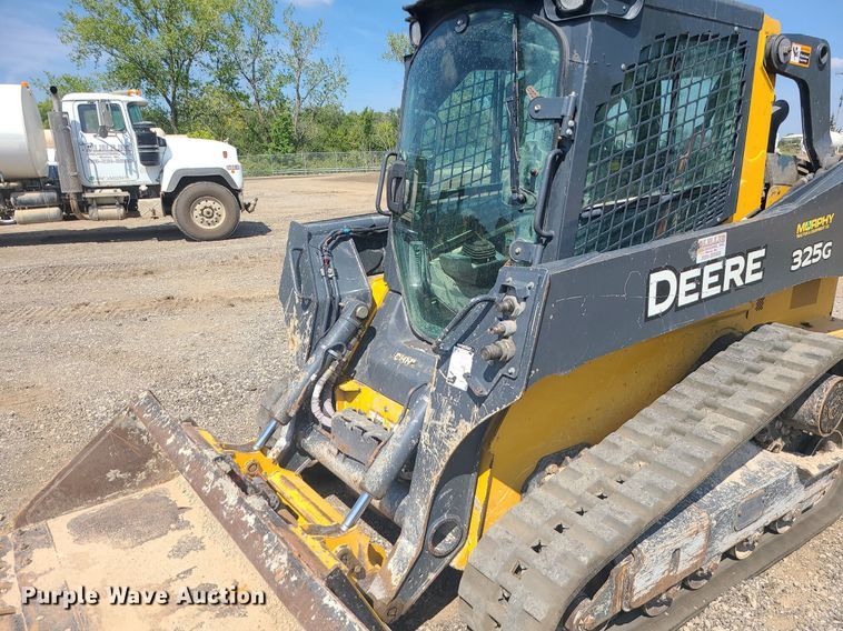 image for item JD9011 2019 John Deere 325G  tracked skid steer loader