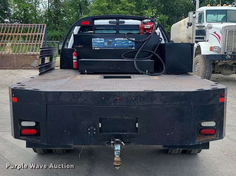 image for item JD9012 2015 Ford F450 Super Duty  SuperCab flatbed truck