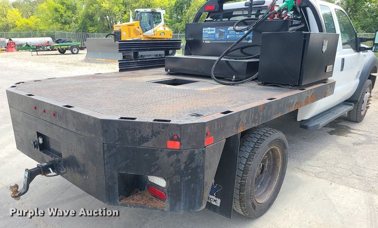 image for item JD9012 2015 Ford F450 Super Duty  SuperCab flatbed truck