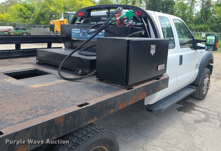 image for item JD9012 2015 Ford F450 Super Duty  SuperCab flatbed truck