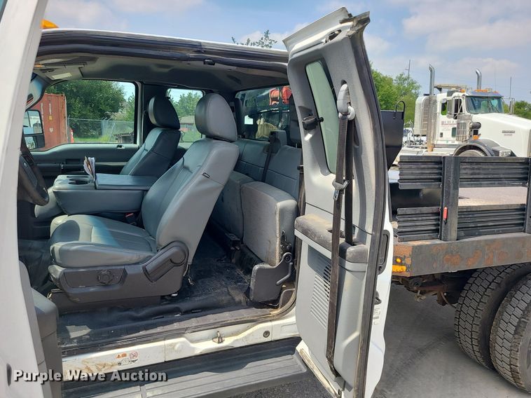 image for item JD9012 2015 Ford F450 Super Duty  SuperCab flatbed truck