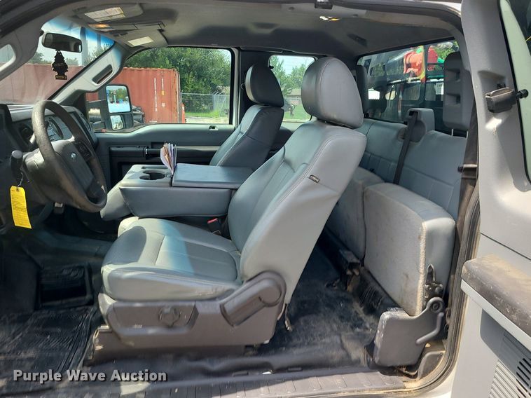 image for item JD9012 2015 Ford F450 Super Duty  SuperCab flatbed truck