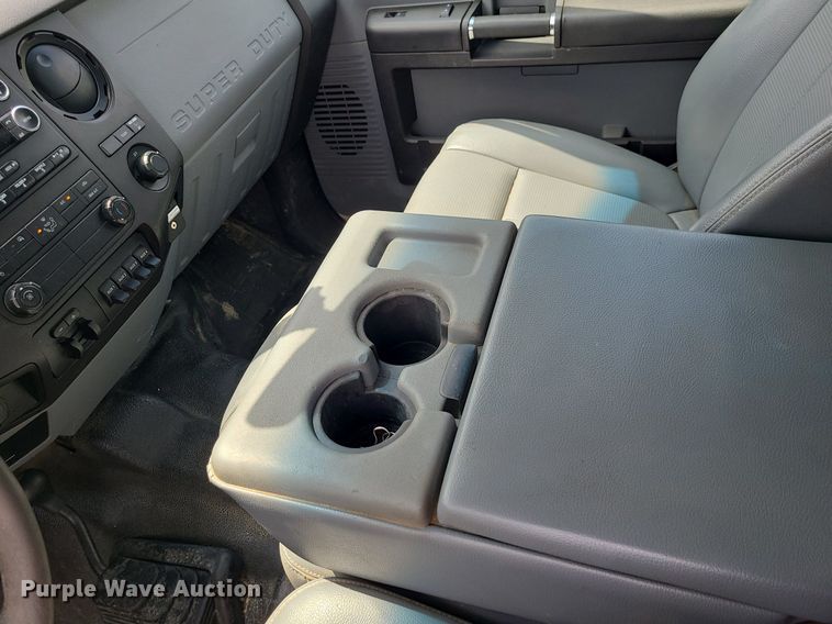 image for item JD9012 2015 Ford F450 Super Duty  SuperCab flatbed truck