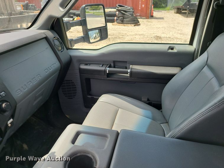 image for item JD9012 2015 Ford F450 Super Duty  SuperCab flatbed truck