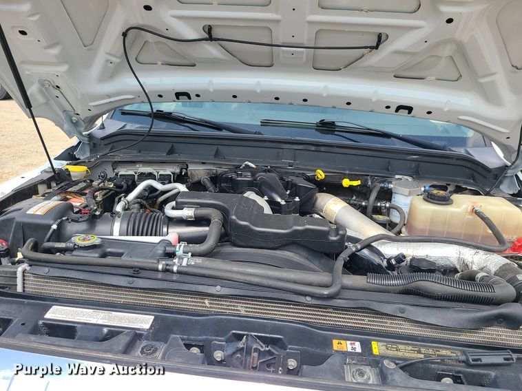 image for item JD9012 2015 Ford F450 Super Duty  SuperCab flatbed truck