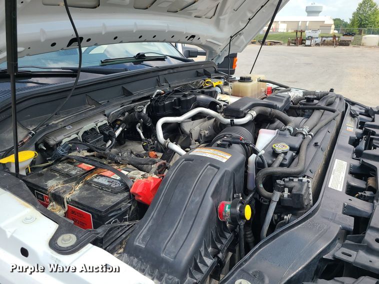 image for item JD9012 2015 Ford F450 Super Duty  SuperCab flatbed truck