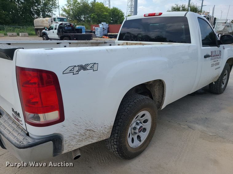 image for item JD9014 2012 GMC Sierra 1500  pickup truck