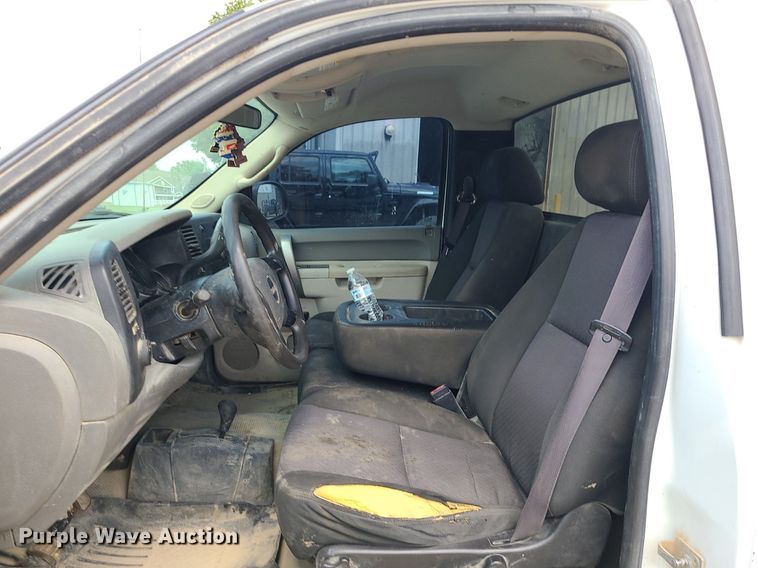 image for item JD9014 2012 GMC Sierra 1500  pickup truck