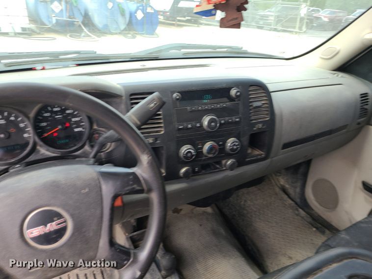 image for item JD9014 2012 GMC Sierra 1500  pickup truck