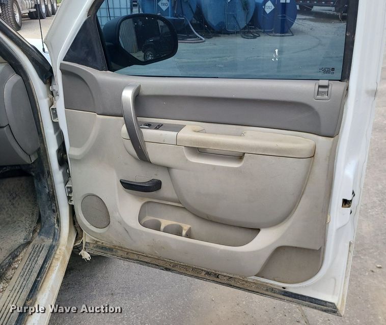 image for item JD9014 2012 GMC Sierra 1500  pickup truck