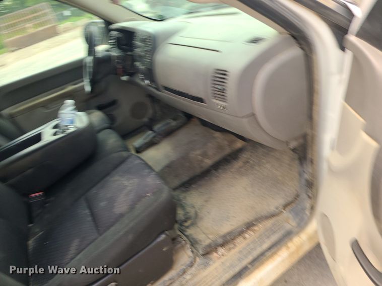 image for item JD9014 2012 GMC Sierra 1500  pickup truck