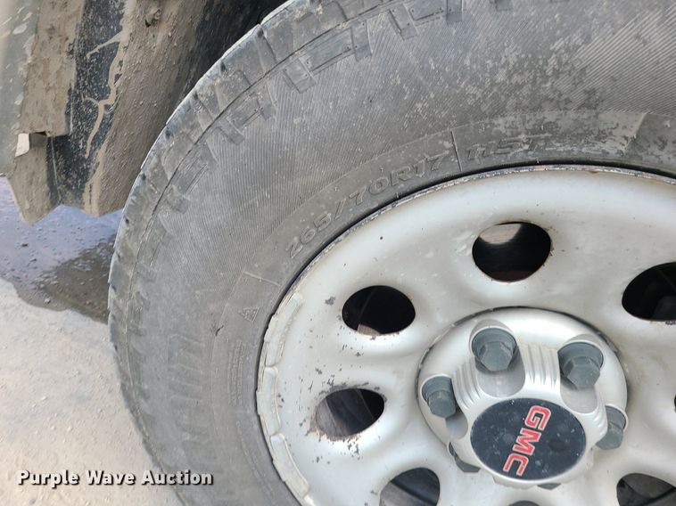 image for item JD9014 2012 GMC Sierra 1500  pickup truck