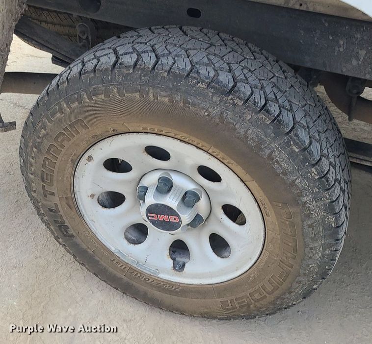 image for item JD9014 2012 GMC Sierra 1500  pickup truck