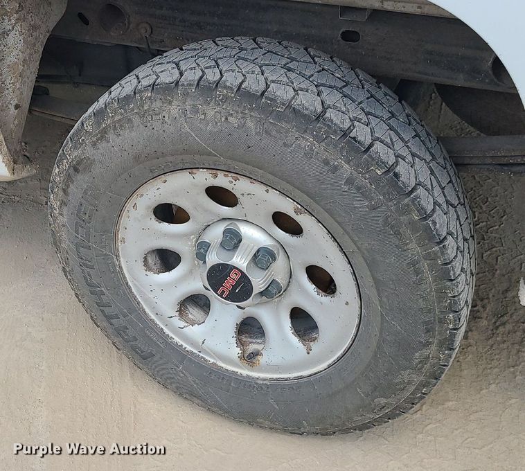 image for item JD9014 2012 GMC Sierra 1500  pickup truck