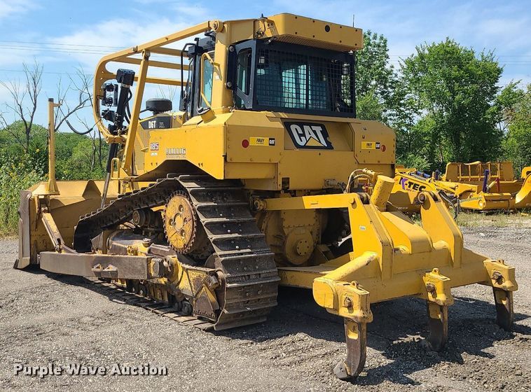 image for item JD9016 2013 Caterpillar D6T XL  dozer