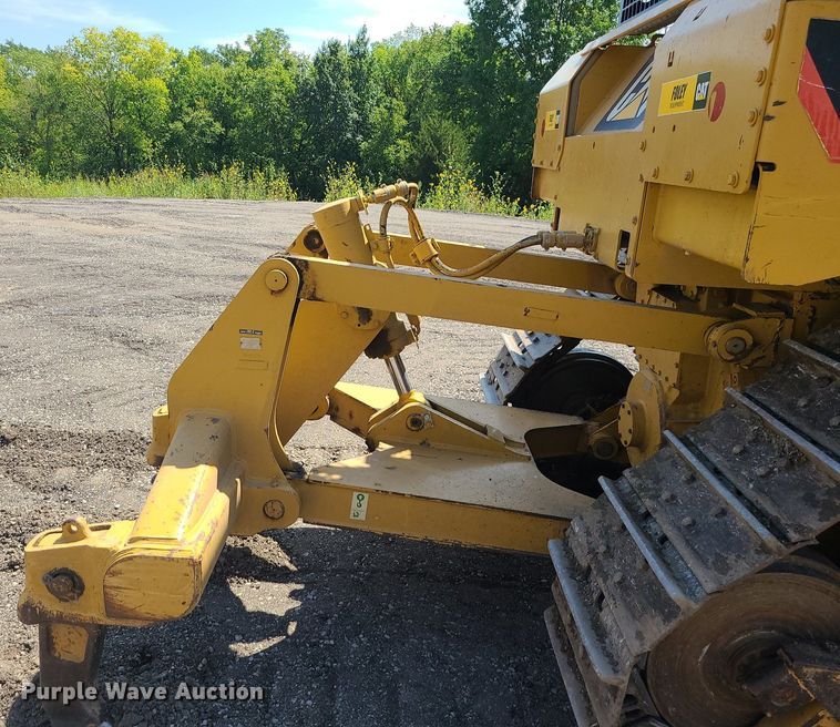 image for item JD9016 2013 Caterpillar D6T XL  dozer