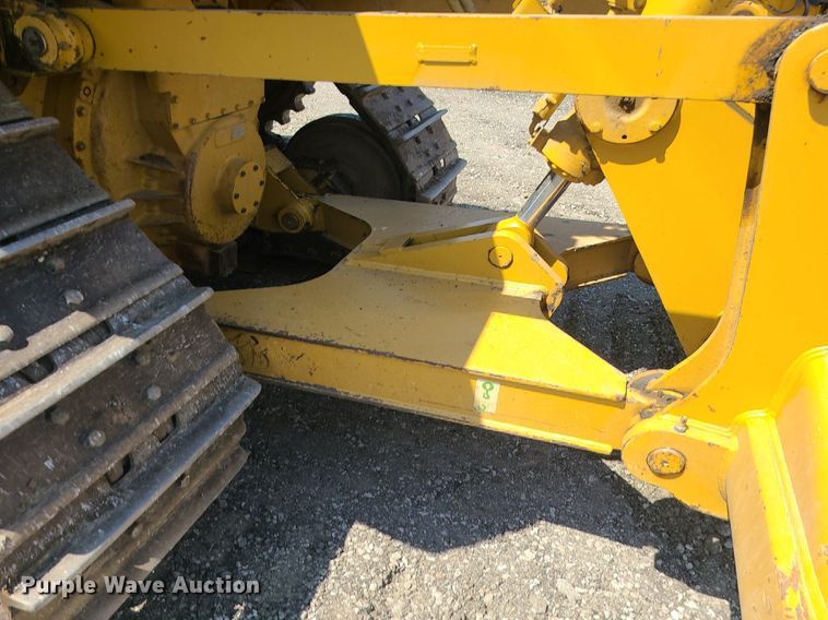 image for item JD9016 2013 Caterpillar D6T XL  dozer