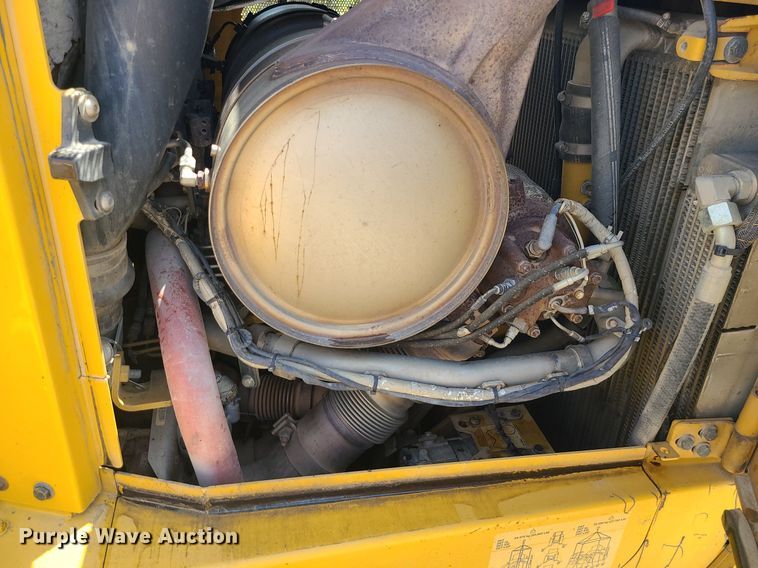 image for item JD9016 2013 Caterpillar D6T XL  dozer