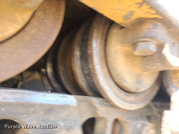 image for item JD9016 2013 Caterpillar D6T XL  dozer