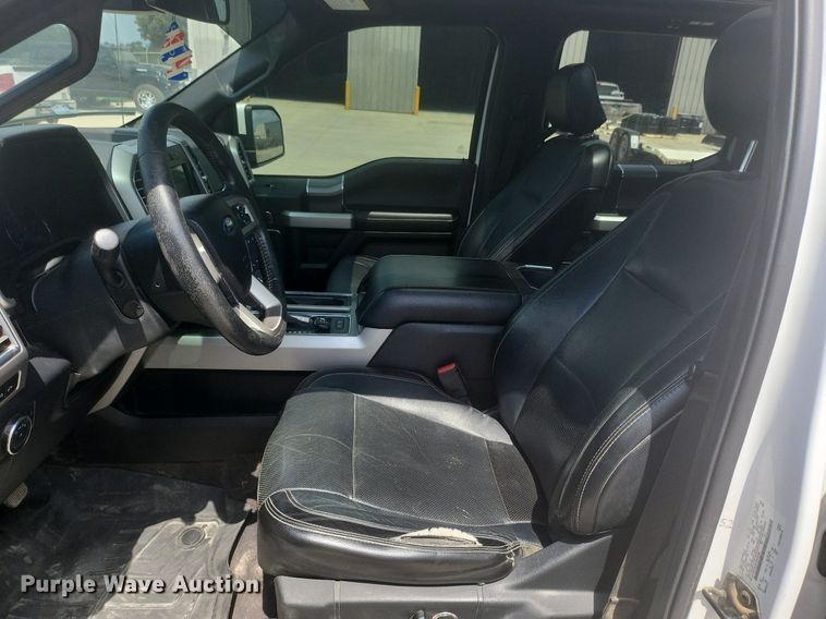 image for item JD9017 2016 Ford F150 Lariat  SuperCrew pickup truck