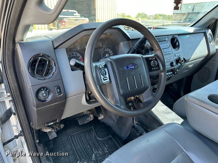 image for item JD9030 2014 Ford F250 Super Duty XL SuperCab utility bed pickup truck