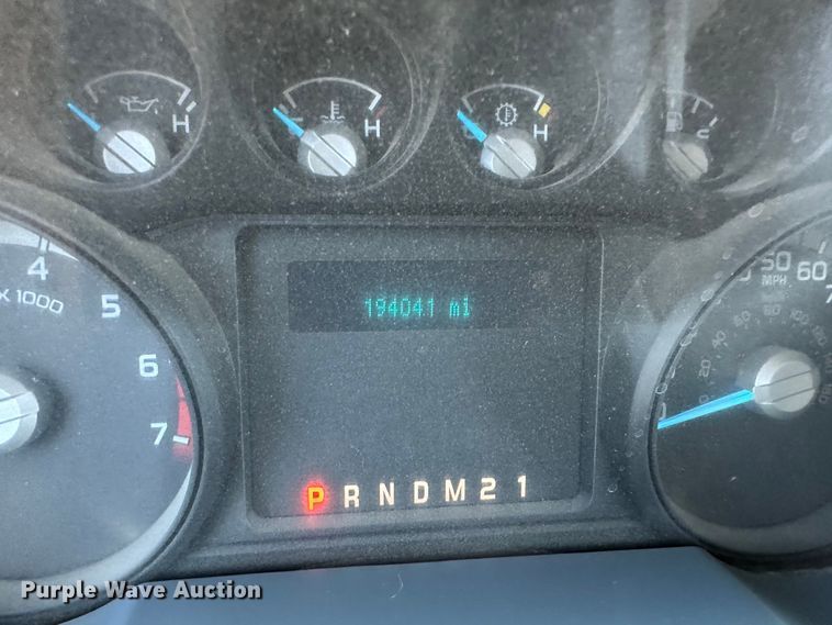 image for item JD9030 2014 Ford F250 Super Duty XL SuperCab utility bed pickup truck