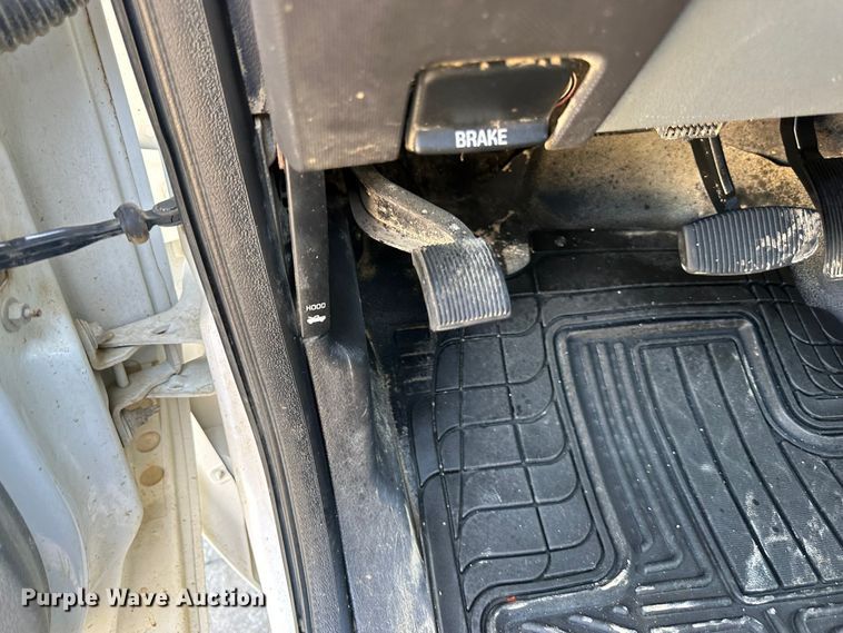 image for item JD9030 2014 Ford F250 Super Duty XL SuperCab utility bed pickup truck