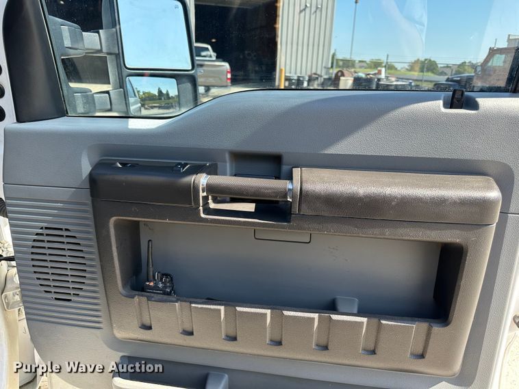 image for item JD9030 2014 Ford F250 Super Duty XL SuperCab utility bed pickup truck