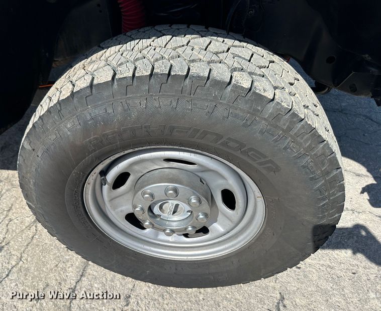 image for item JD9030 2014 Ford F250 Super Duty XL SuperCab utility bed pickup truck