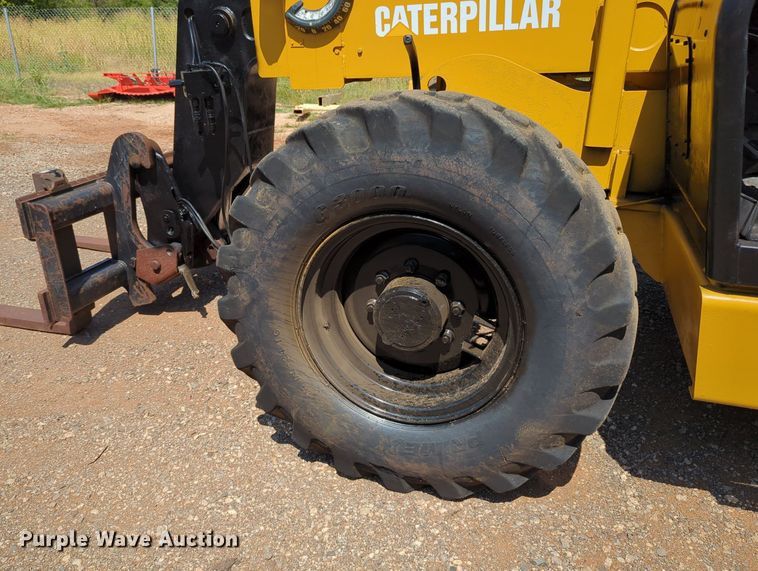 image for item KB9399 Caterpillar TH83  telehandler