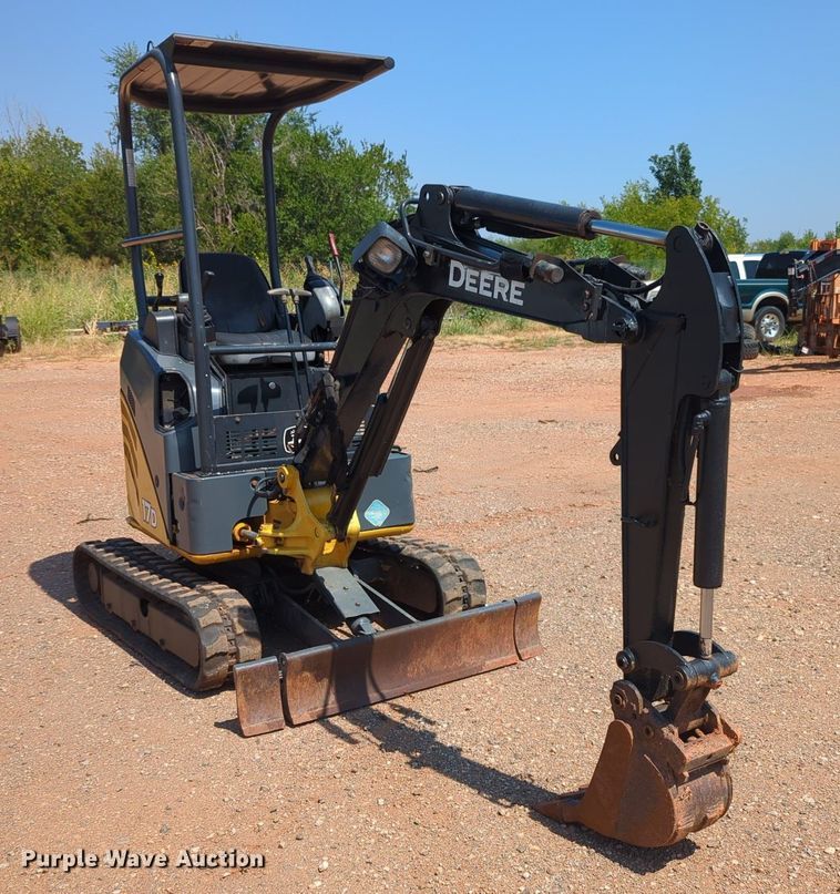 image for item KB9400 2014 John Deere 17D  mini excavator