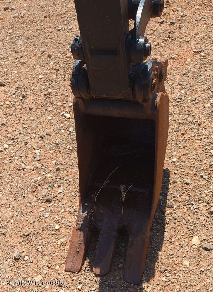 image for item KB9400 2014 John Deere 17D  mini excavator