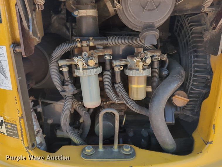 image for item KB9400 2014 John Deere 17D  mini excavator