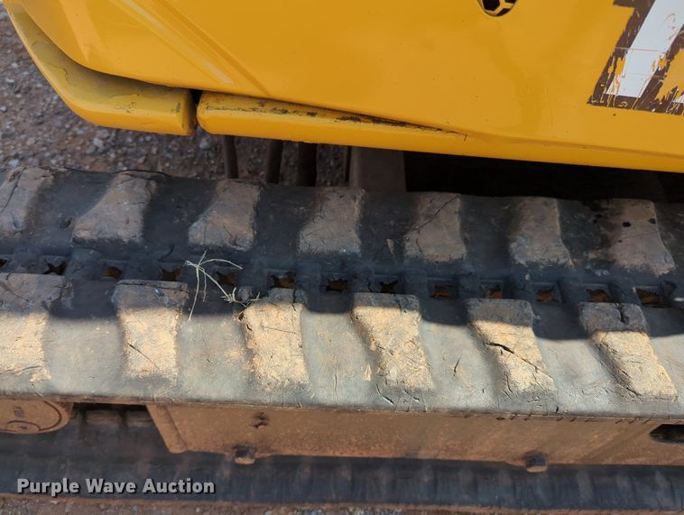 image for item KB9400 2014 John Deere 17D  mini excavator