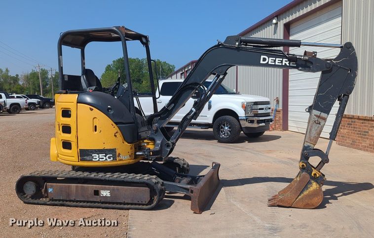 image for item KB9406 2017 John Deere 35G  mini excavator