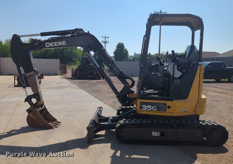image for item KB9406 2017 John Deere 35G  mini excavator