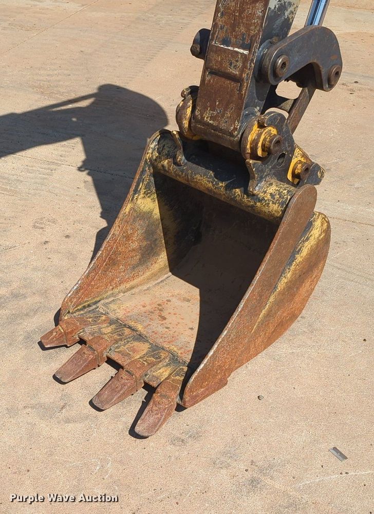 image for item KB9406 2017 John Deere 35G  mini excavator