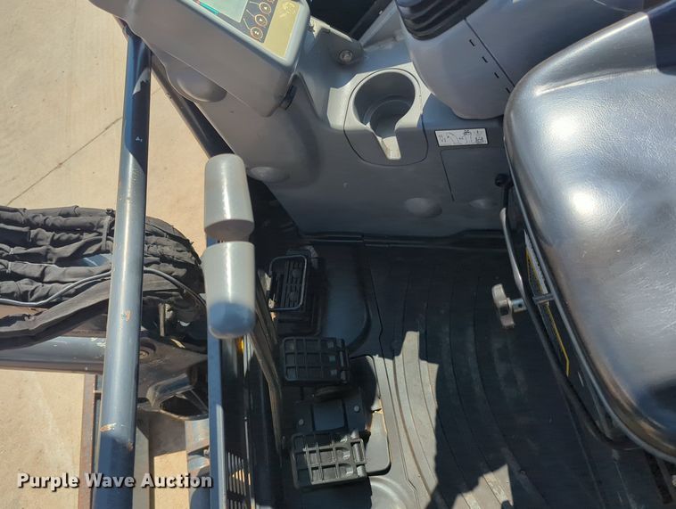 image for item KB9406 2017 John Deere 35G  mini excavator