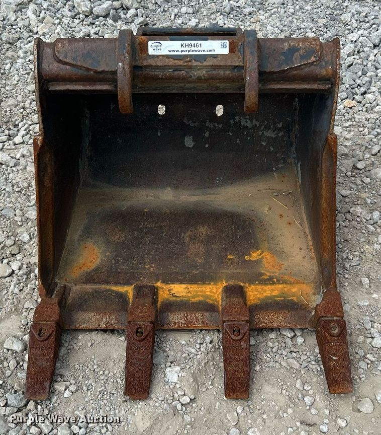 image for item KH9461 Bobcat  excavator bucket