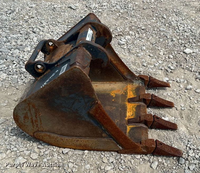 image for item KH9461 Bobcat  excavator bucket