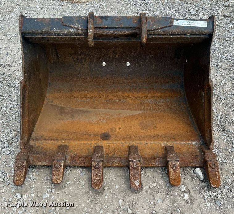 image for item KH9462 Bobcat  excavator bucket
