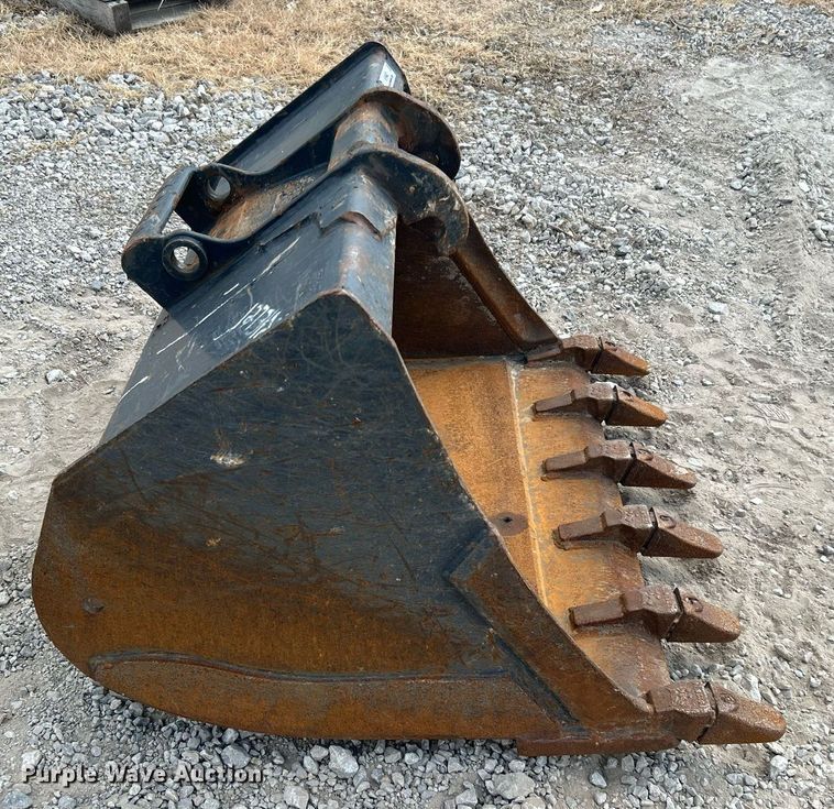 image for item KH9462 Bobcat  excavator bucket