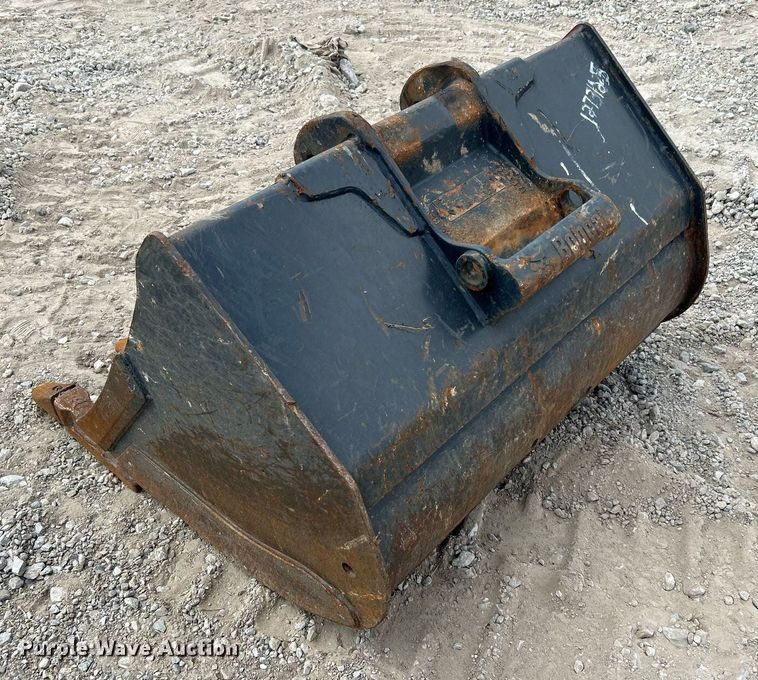 image for item KH9462 Bobcat  excavator bucket
